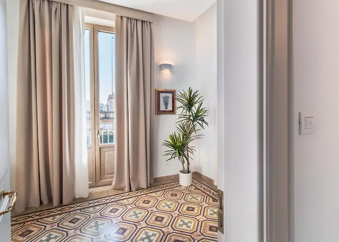 Palazzo San Lazzaro - Jacuzzi & Selection 4*