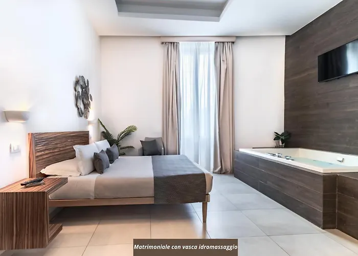 Palazzo San Lazzaro - Jacuzzi & Selection 4*
