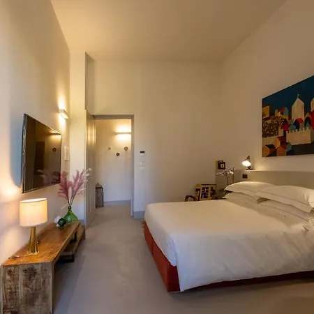Palazzo San Lazzaro - Selection Jacuzzi & بيت ضيافة *