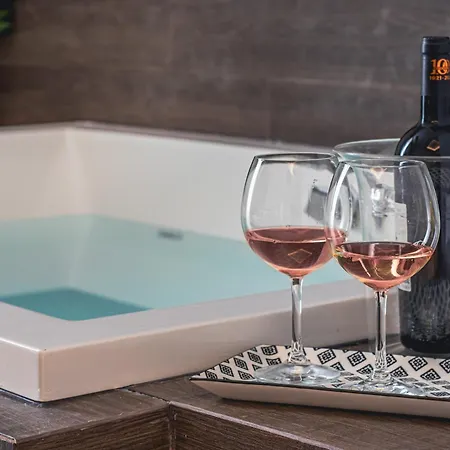 Palazzo San Lazzaro - Jacuzzi & Selection 4* Lecce