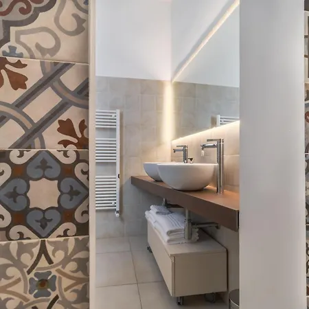 بيت ضيافة Palazzo San Lazzaro - Selection Jacuzzi &