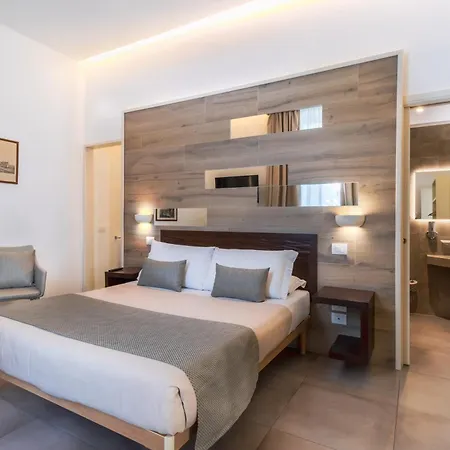 Palazzo San Lazzaro - Jacuzzi & Selection Pensión