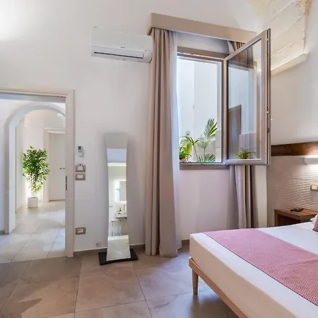 Pensión Palazzo San Lazzaro - Jacuzzi & Selection 4*