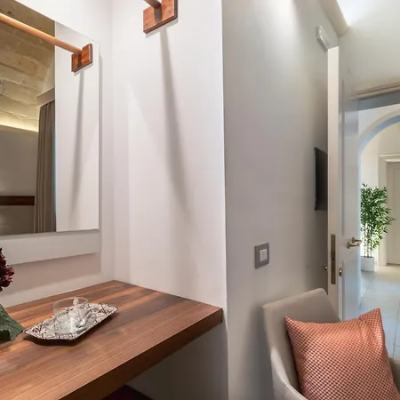 Palazzo San Lazzaro - Jacuzzi & Selection Pensión 4*